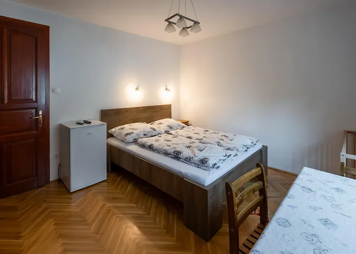 Tanczos Vendeghaz Balatonalmádi